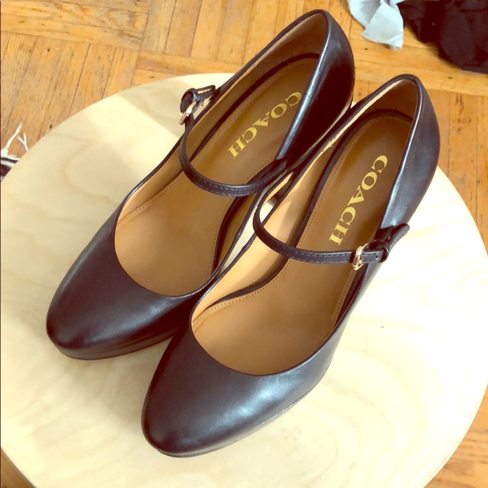 Coach Goldie black leather size 7